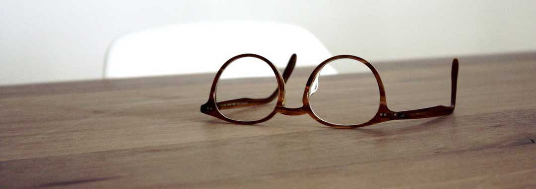 blink eyeglasses